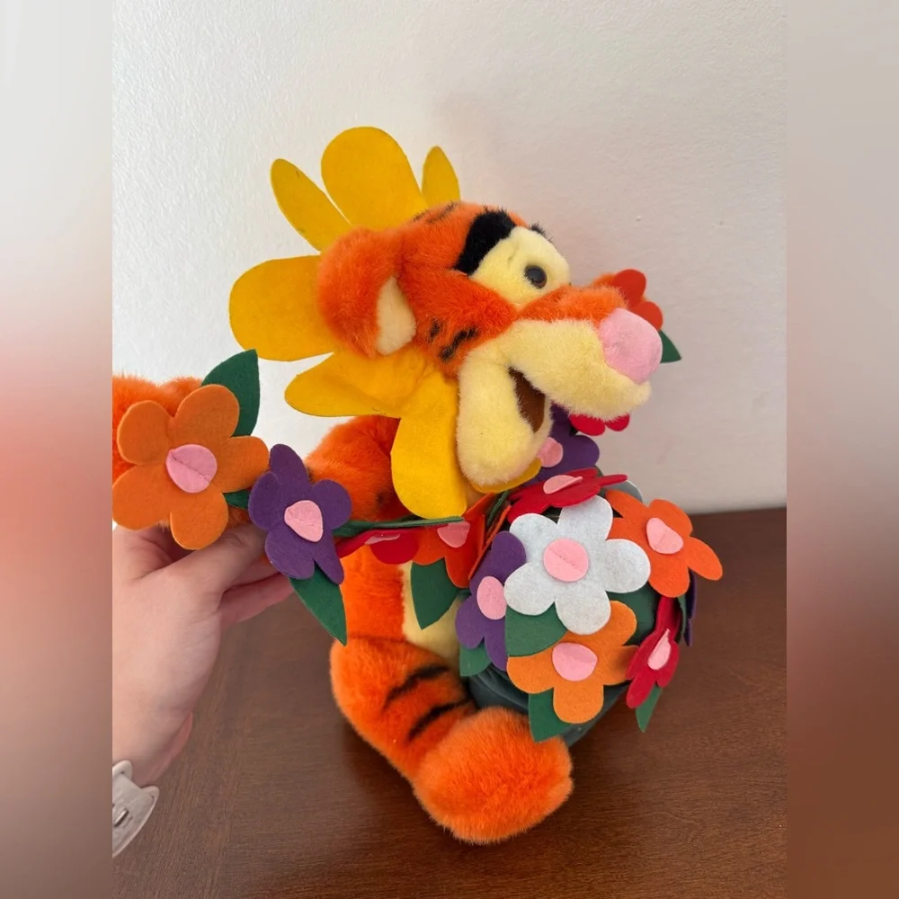 Vintage Winnie the Pooh Tigger Have a Tiggerific Day Plush